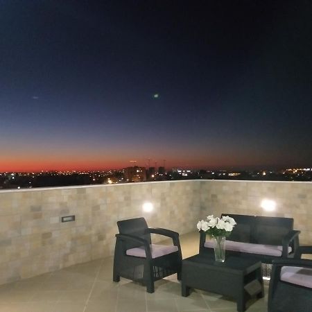 Penthouse In The City Apartment Rehovot ภายนอก รูปภาพ