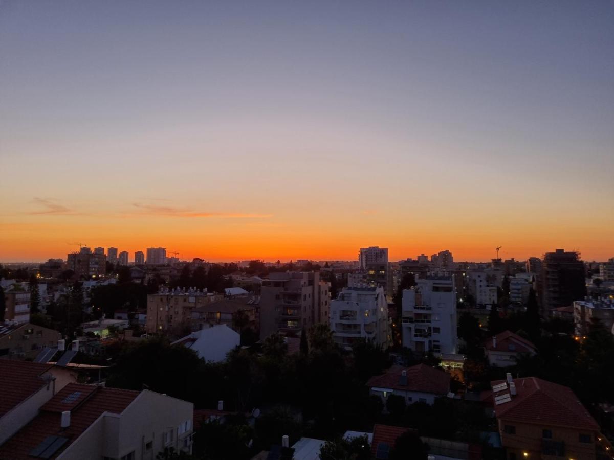 Penthouse In The City Apartment Rehovot ภายนอก รูปภาพ