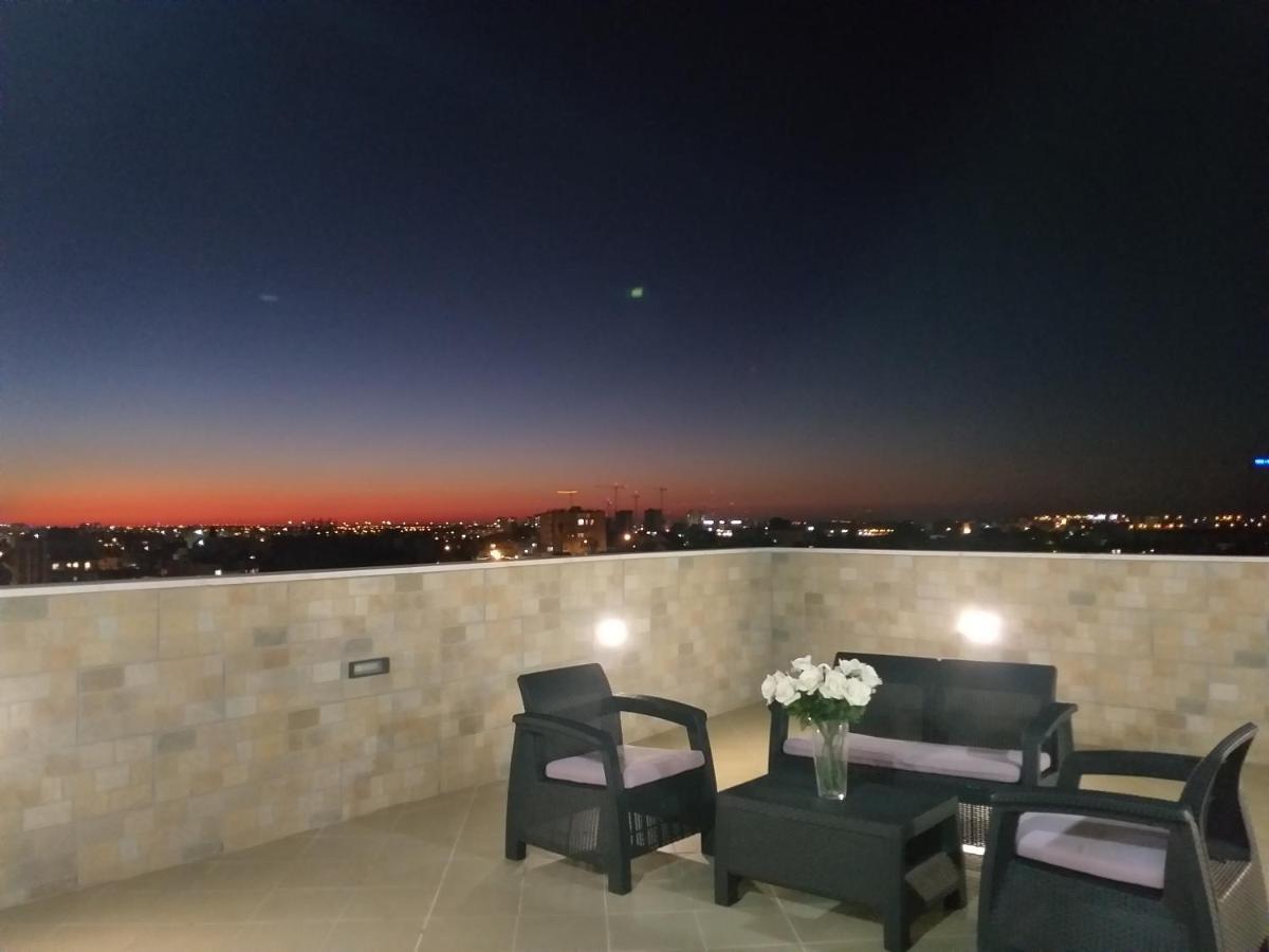 Penthouse In The City Apartment Rehovot ภายนอก รูปภาพ