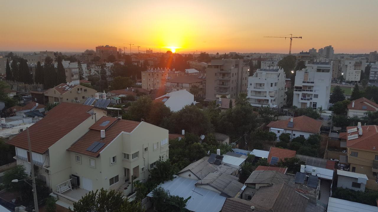 Penthouse In The City Apartment Rehovot ภายนอก รูปภาพ